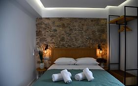 Authentic Plaka Home